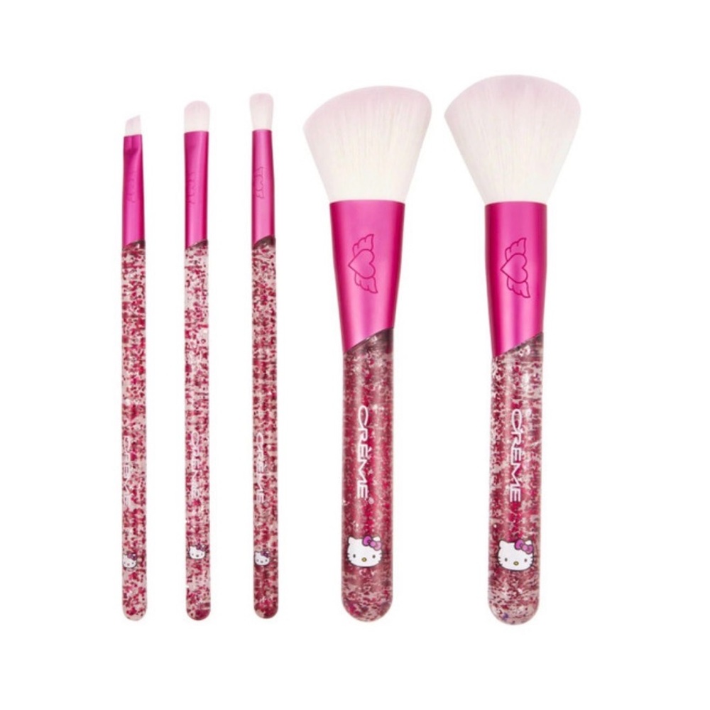 Hello Kitty Bundle Makeup bag, Brush set, lip liners and macaron lip balm - Picture 8 of 16
